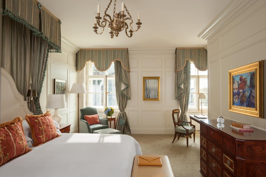 Four Seasons Hotel Lion Palace St. Petersburg Room photo